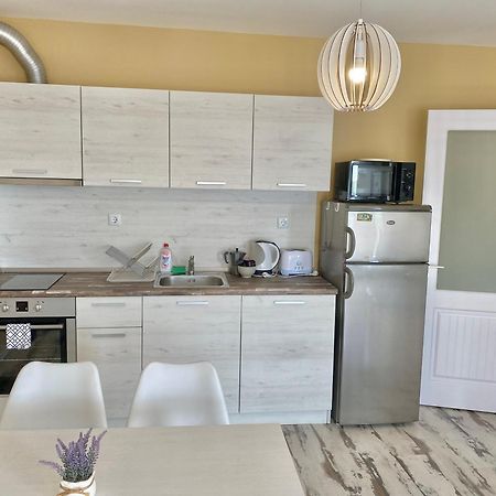 צ'רנומורץ Apartments In Complex Sunny Island Deluxe מראה חיצוני תמונה