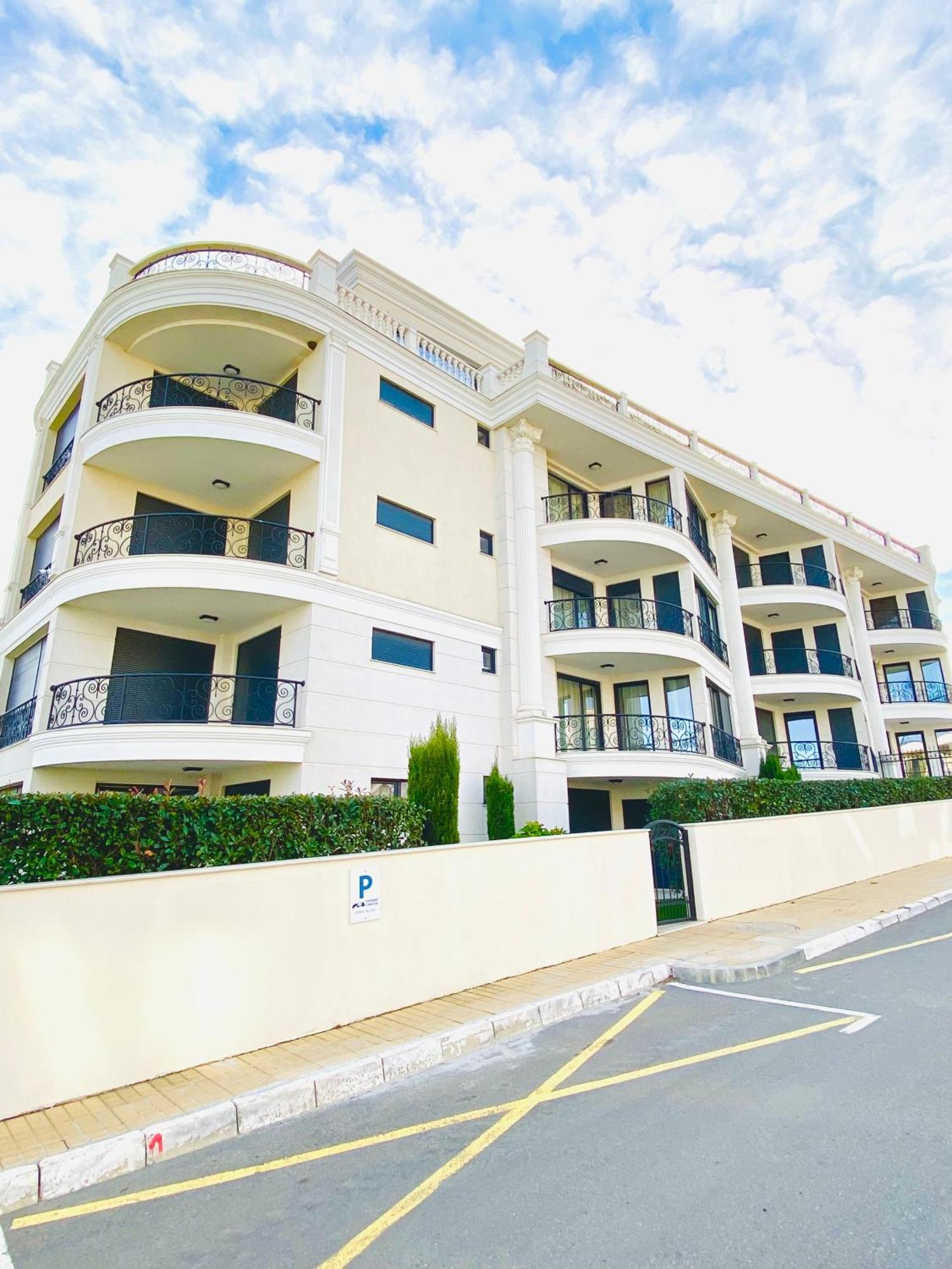 צ'רנומורץ Apartments In Complex Sunny Island Deluxe מראה חיצוני תמונה