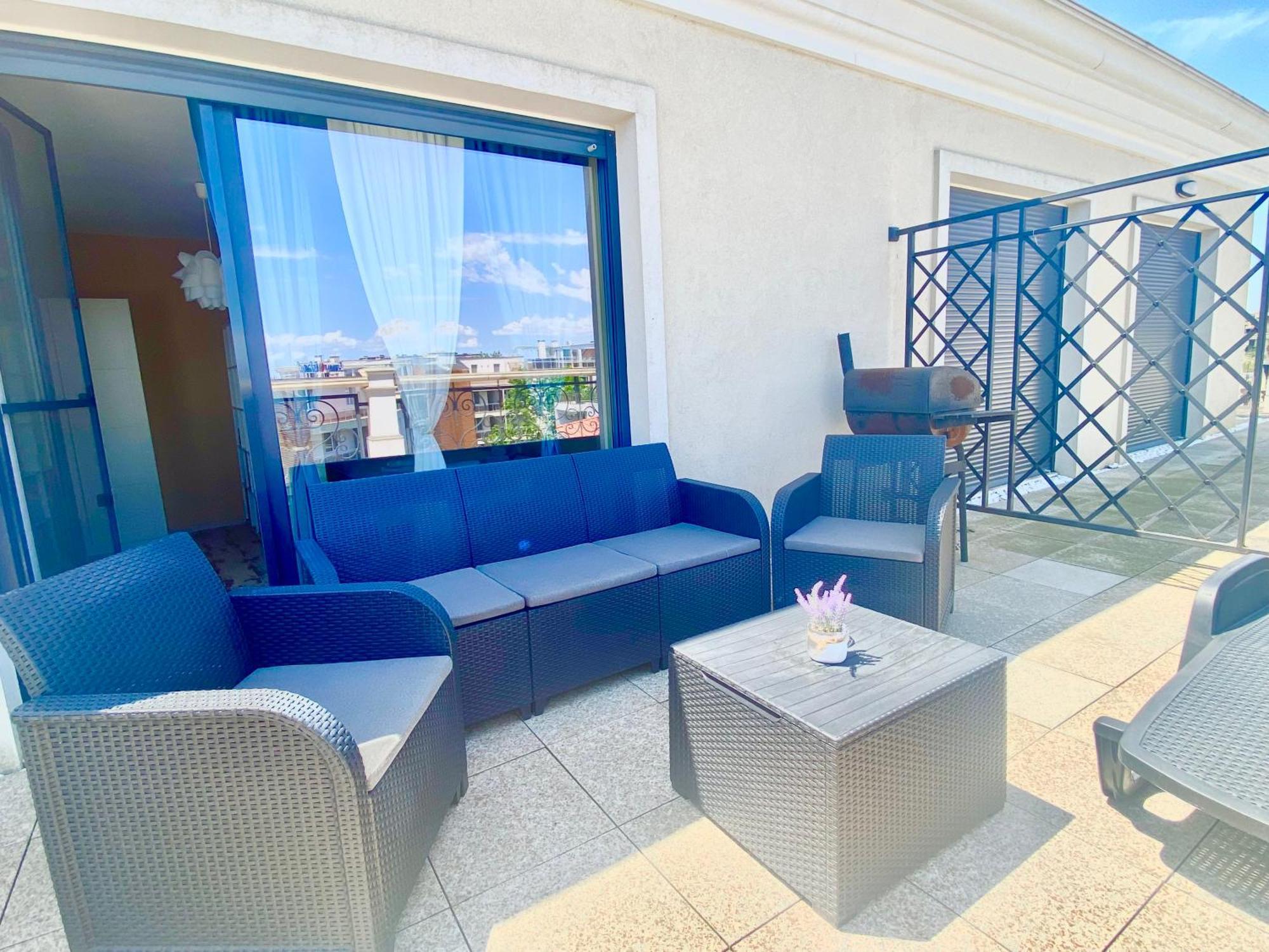 צ'רנומורץ Apartments In Complex Sunny Island Deluxe מראה חיצוני תמונה