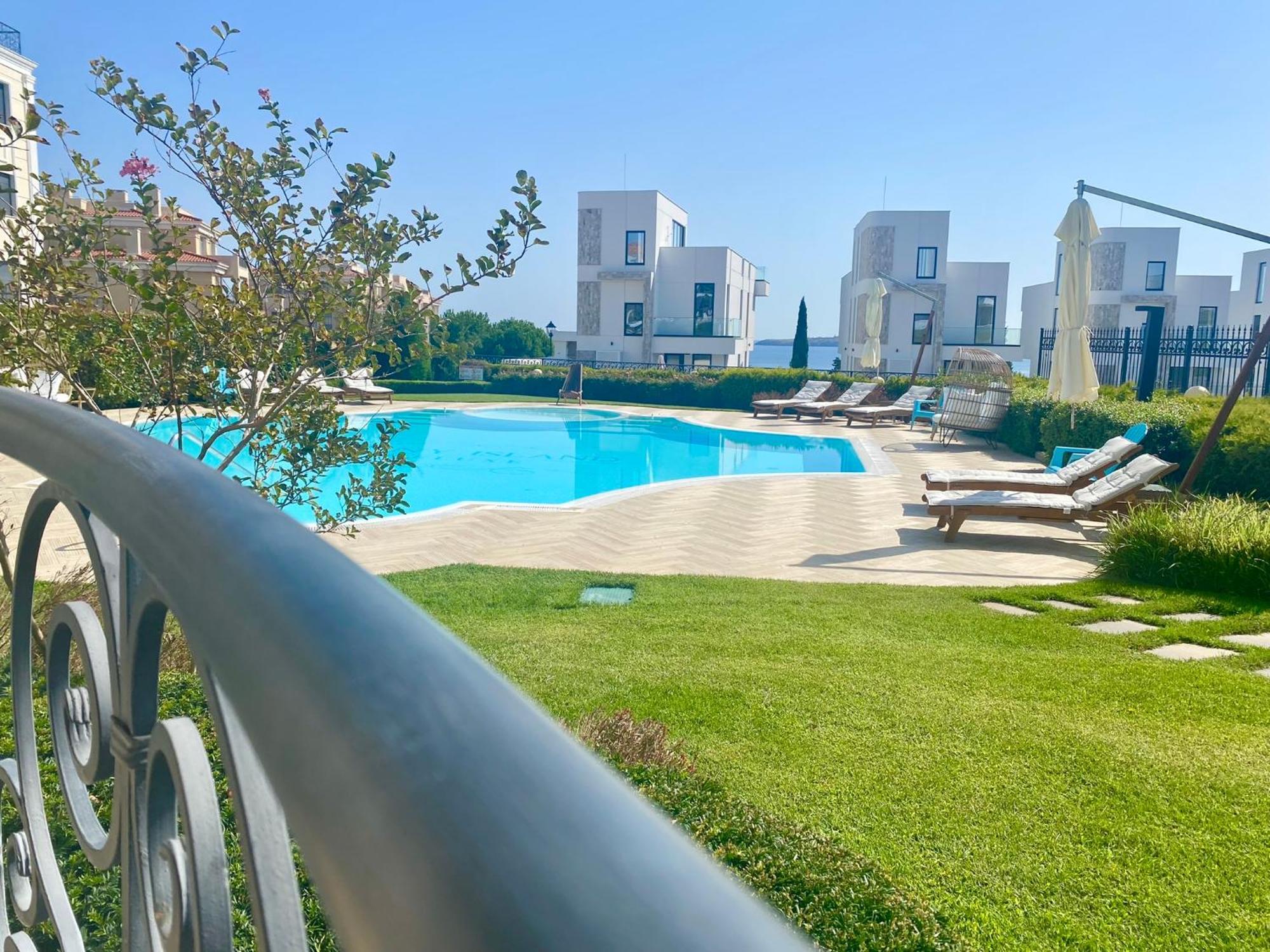 צ'רנומורץ Apartments In Complex Sunny Island Deluxe מראה חיצוני תמונה